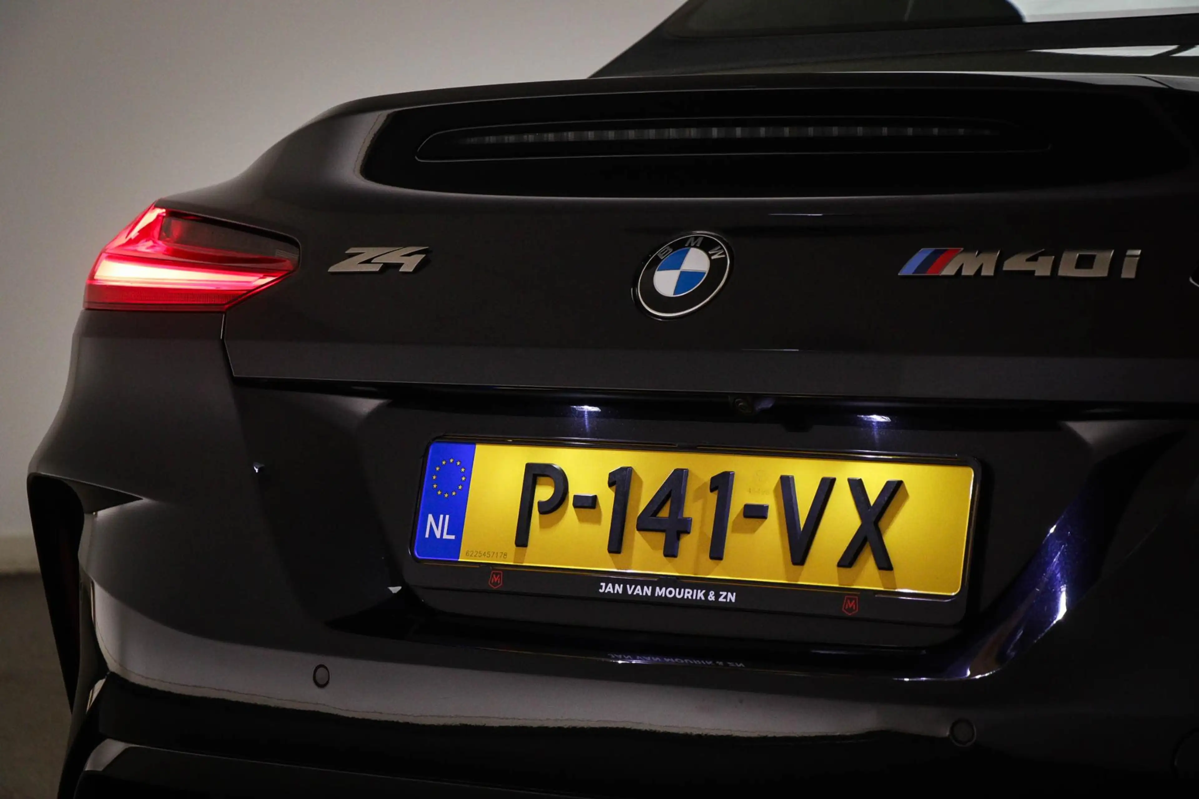BMW Z4 Roadster M40i Business Edition Plus | M SPORT PLUS — photo 24