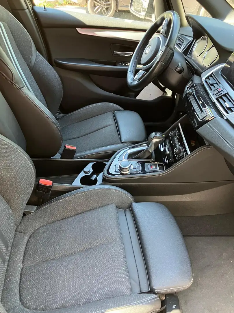 BMW 225 225xe Active Tourer M Sport Aut. M Sport Schwarz - 2