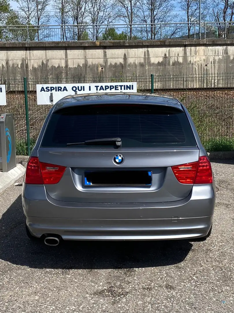 BMW 318 318i Touring Attiva Grigio - 2