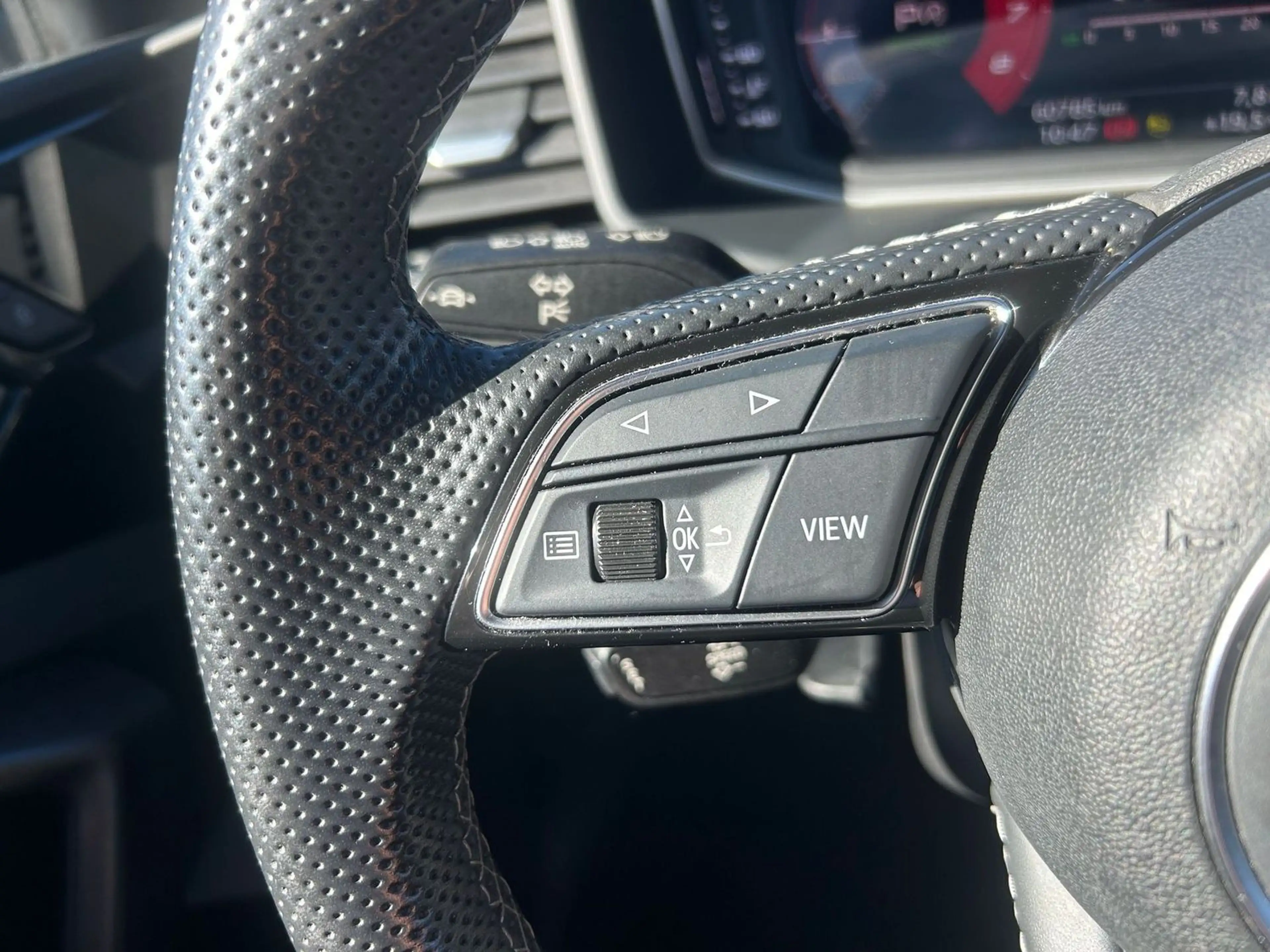 Audi A1 30 TFSI S line S-Tronic 81kW *PDC*LED*CARPLAY* — photo 15