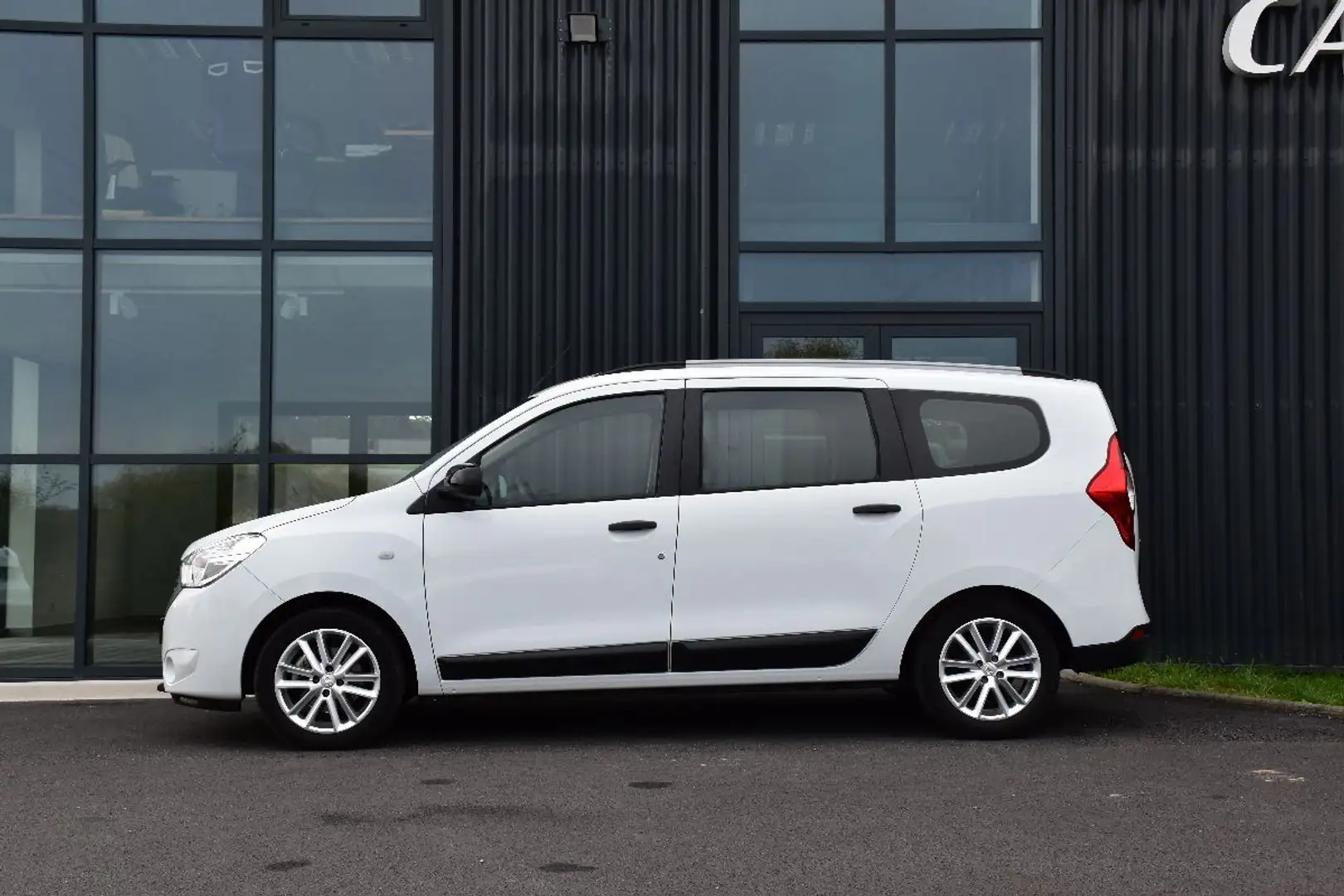 Dacia Lodgy 1.5 DCI 95 BLUE SILVER LINE 5PL Weiß - 2
