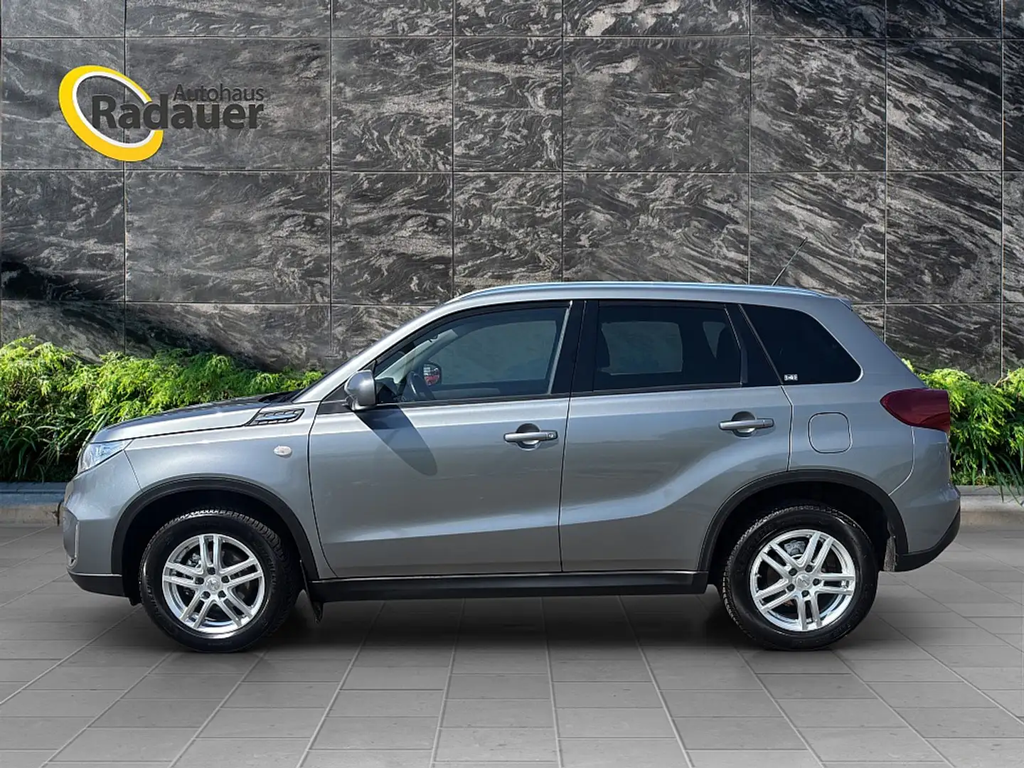 Suzuki Vitara 1,4 DITC ALLGRIP shine Gris - 2