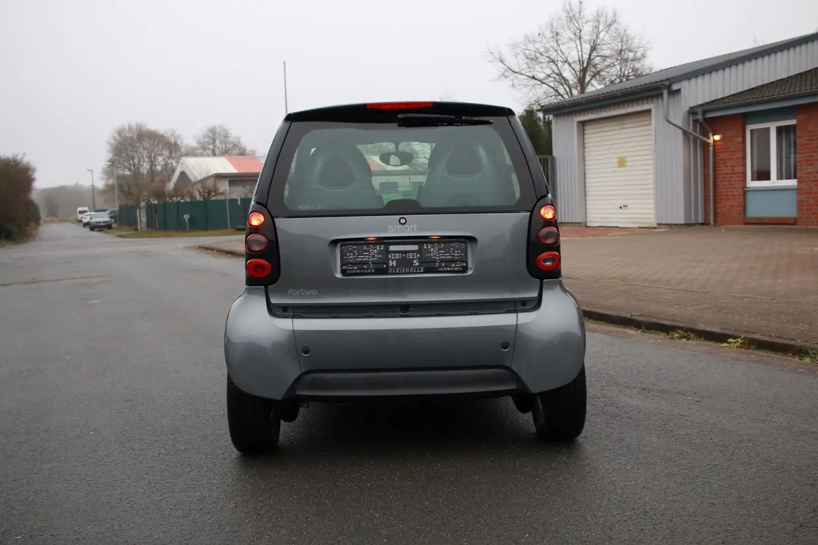 smart forTwo fortwo coupe Basis 1.Hand nur 73Tkm Schwarz - 2