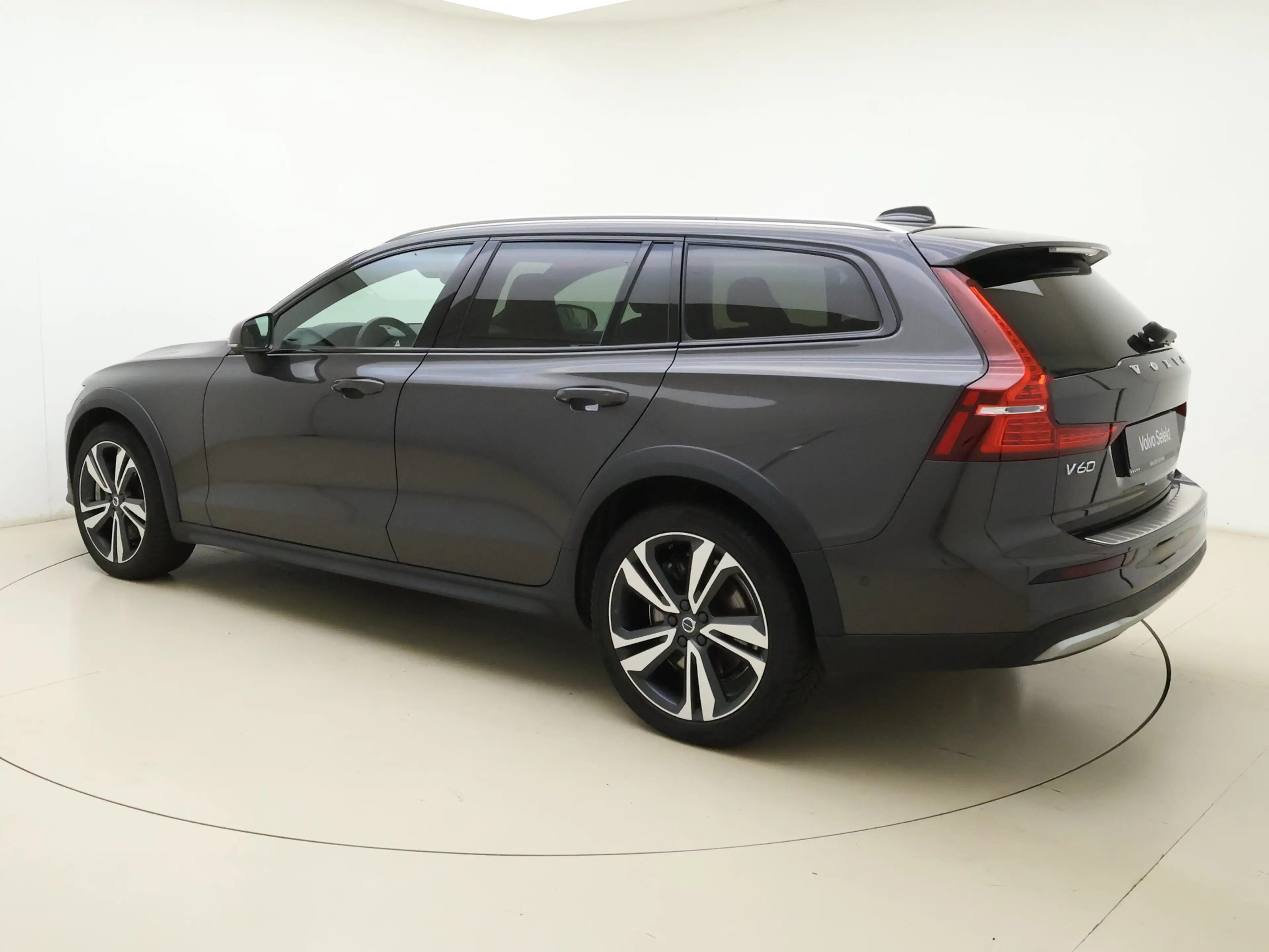 Volvo V60 Cross Country B5 AWD Pro | Geventileerde voorstoelen | Bowers en — photo 9