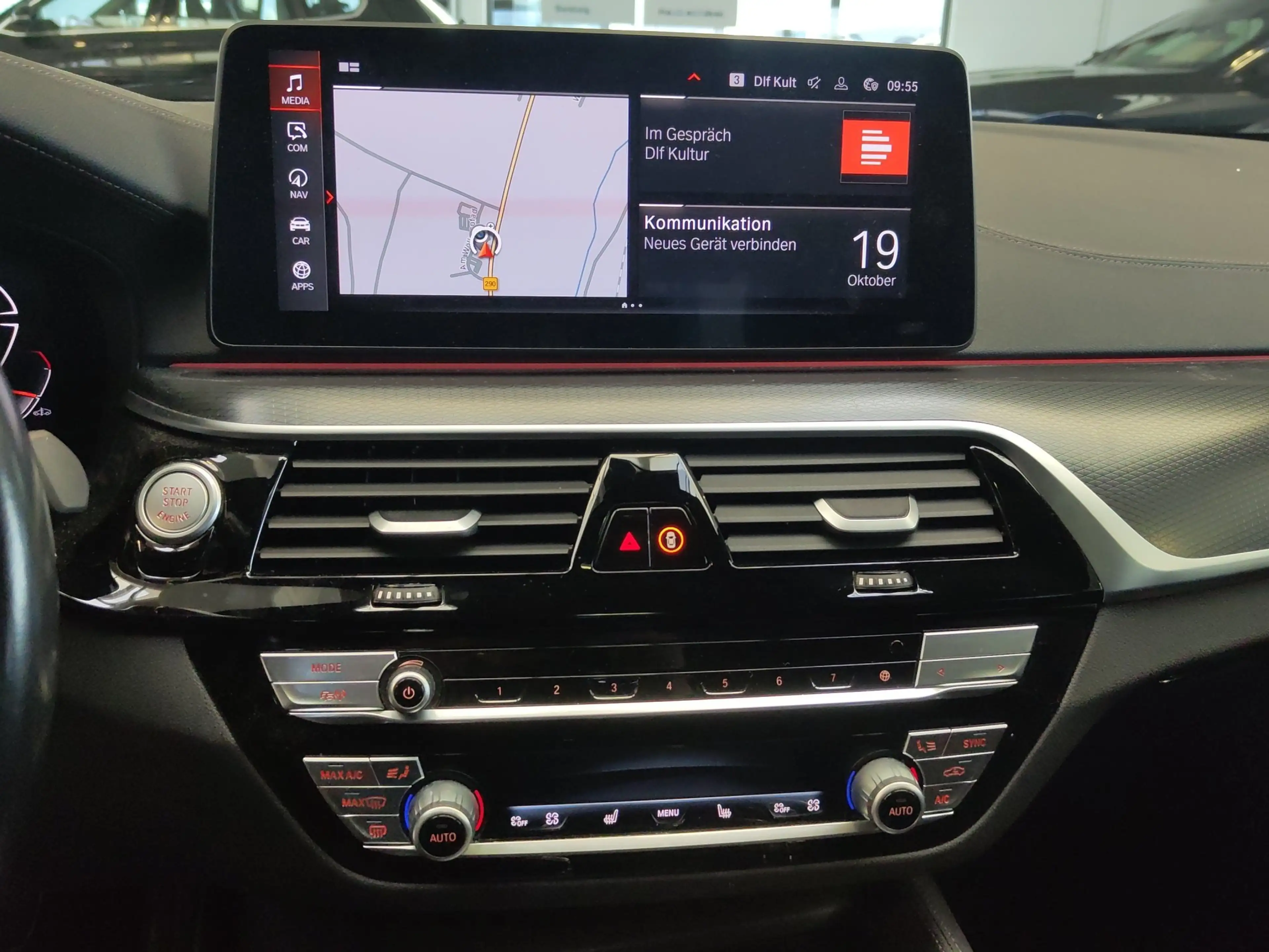 BMW 530 i xDr M Sport PRO AHK/LASER/PANO/ACC/HUD/4xAC — photo 11