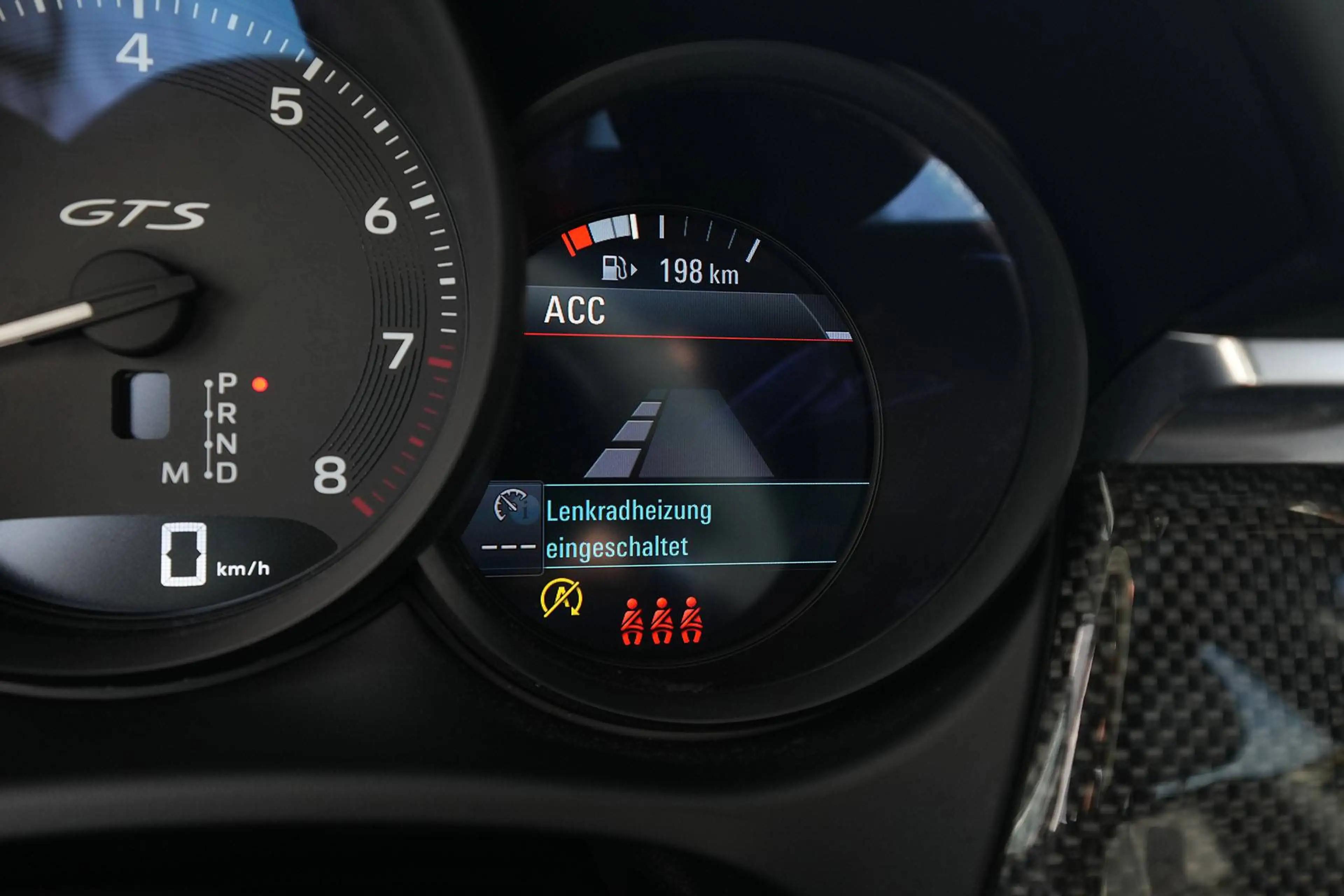 Porsche Macan Macan GTS MY24-KREIDE-ACC-LUFTF.-PANO-CARBON-BOSE-21"GT — photo 33