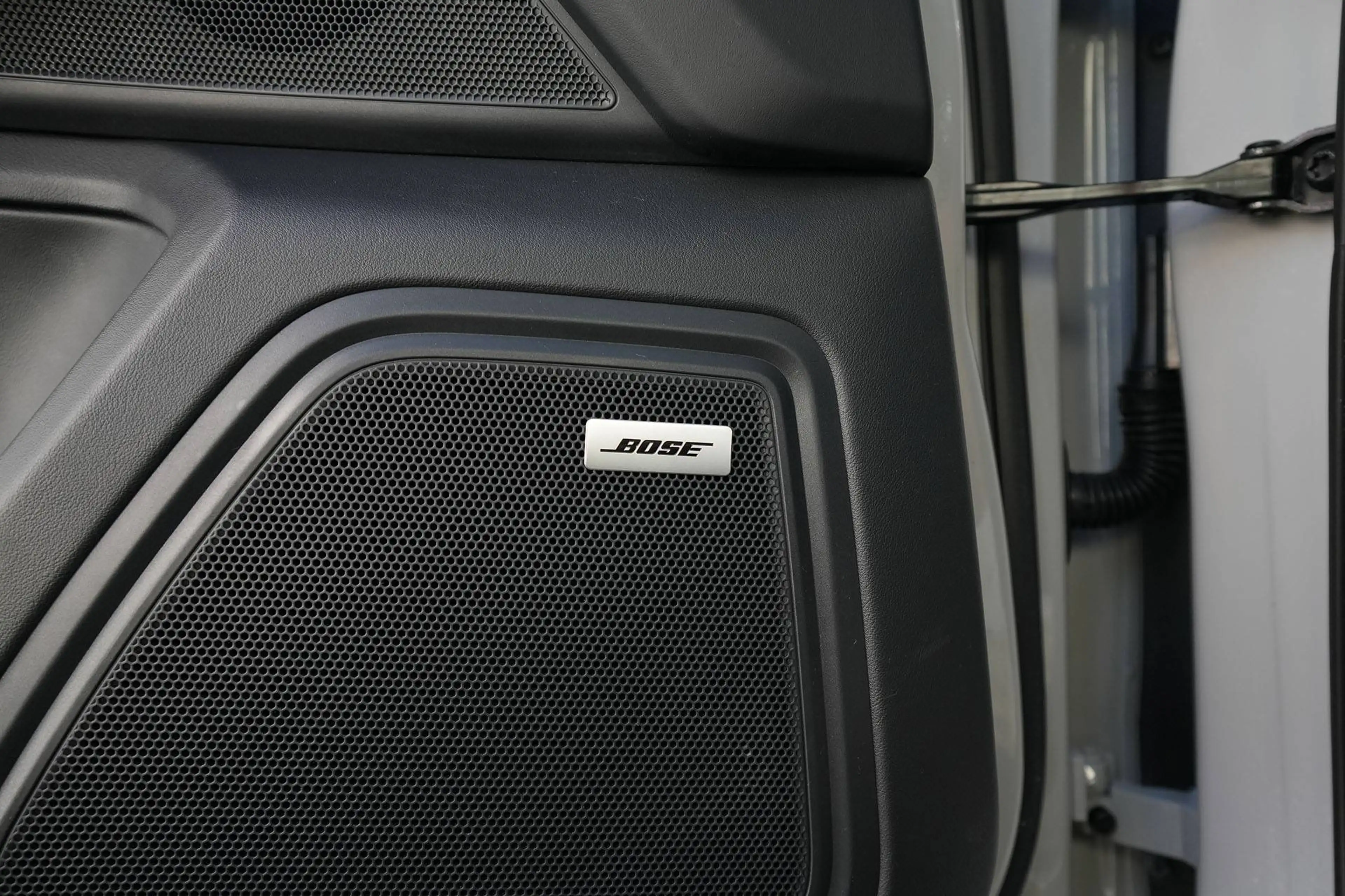 Porsche Macan Macan GTS MY24-KREIDE-ACC-LUFTF.-PANO-CARBON-BOSE-21"GT — photo 32