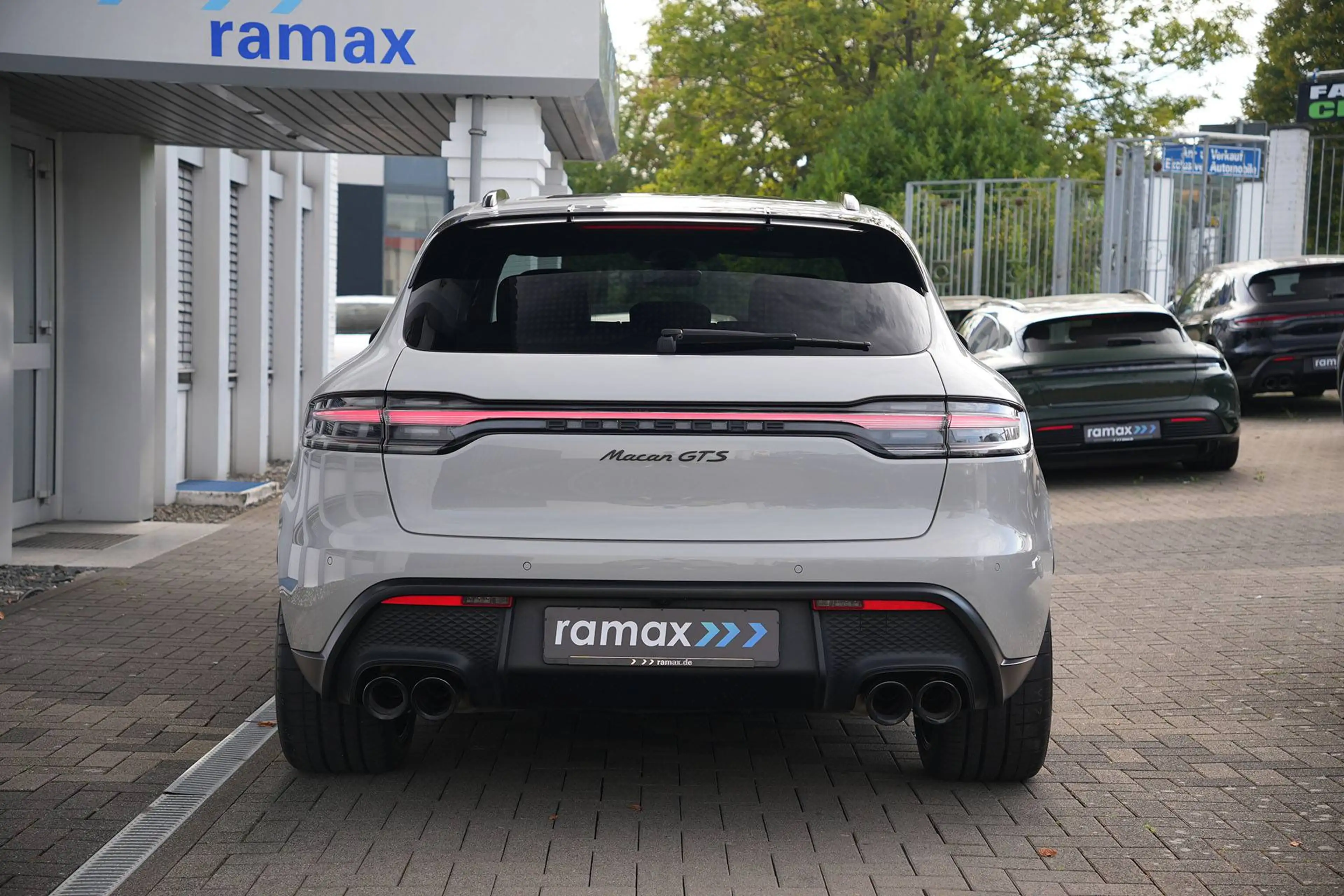 Porsche Macan Macan GTS MY24-KREIDE-ACC-LUFTF.-PANO-CARBON-BOSE-21"GT — photo 47