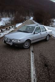4p 2.0i twin cam Ghia