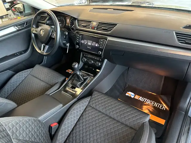 Skoda Superb view 15
