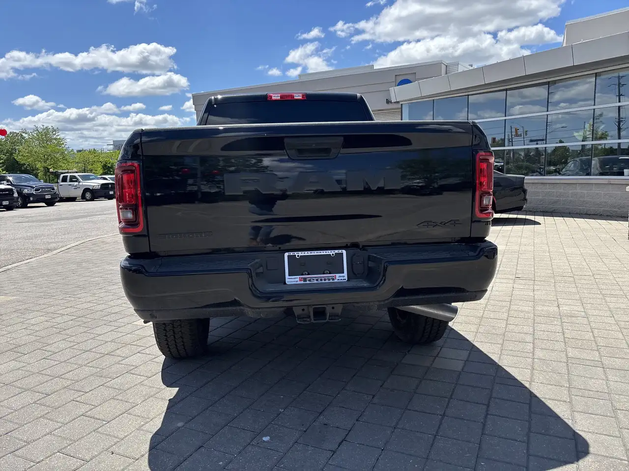 RAM 2500 снимка RAM 2500