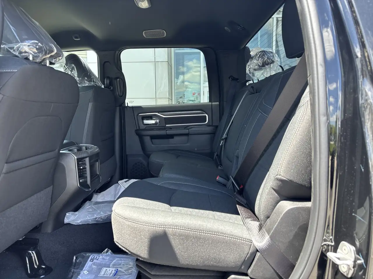 RAM 2500 снимка RAM 2500