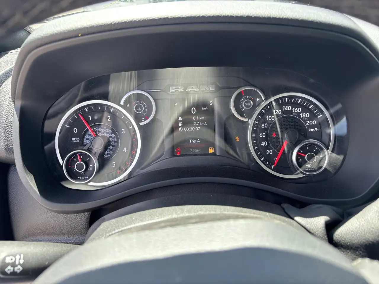 RAM 2500 снимка RAM 2500