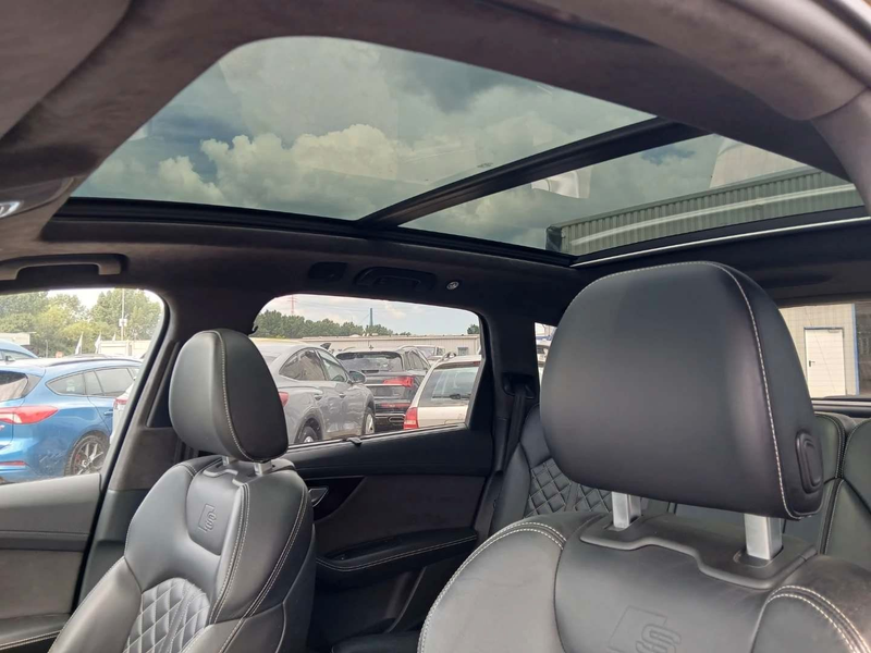 Audi SQ7 PANO*#SITZE*STHZ*EXCLV*AHK*HUD*NGHTV*MEMO*22 — photo 4