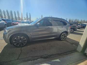 F15 M50d auto