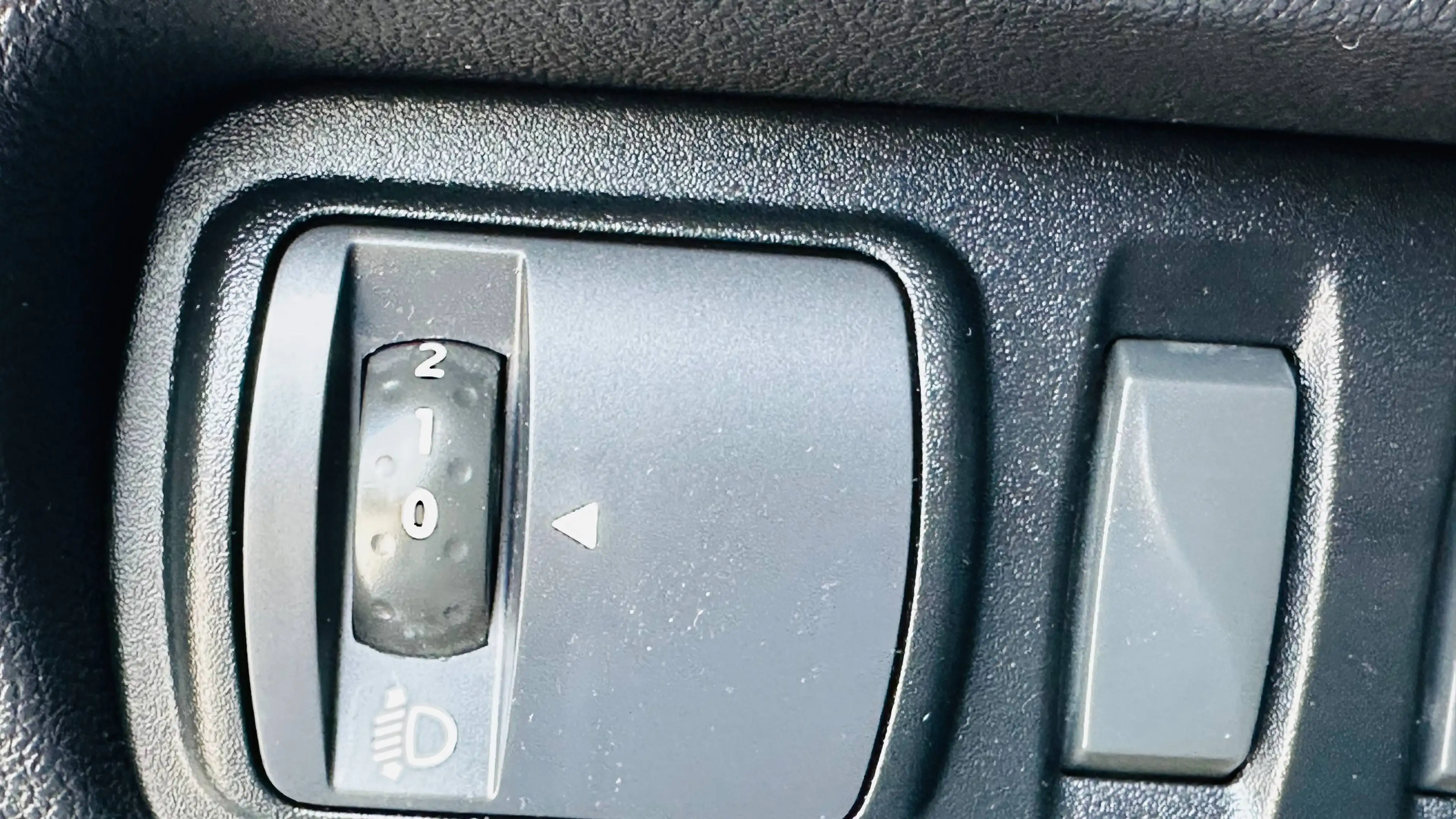 Renault Kadjar XMOD 2.HAND NAVI KLIMA T.LEDER EURO 6 SITZHEIZUNG — photo 11