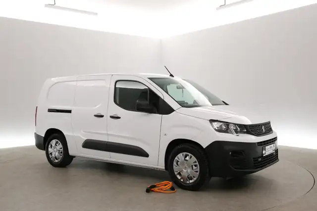 Opel Combo-E view 6