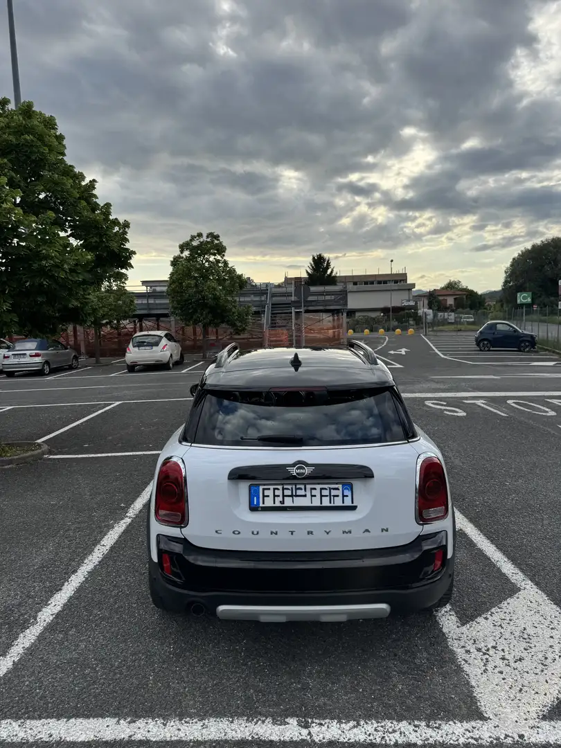 MINI Countryman D 1.5 F60 Diesel Business Automatica Alb - 2