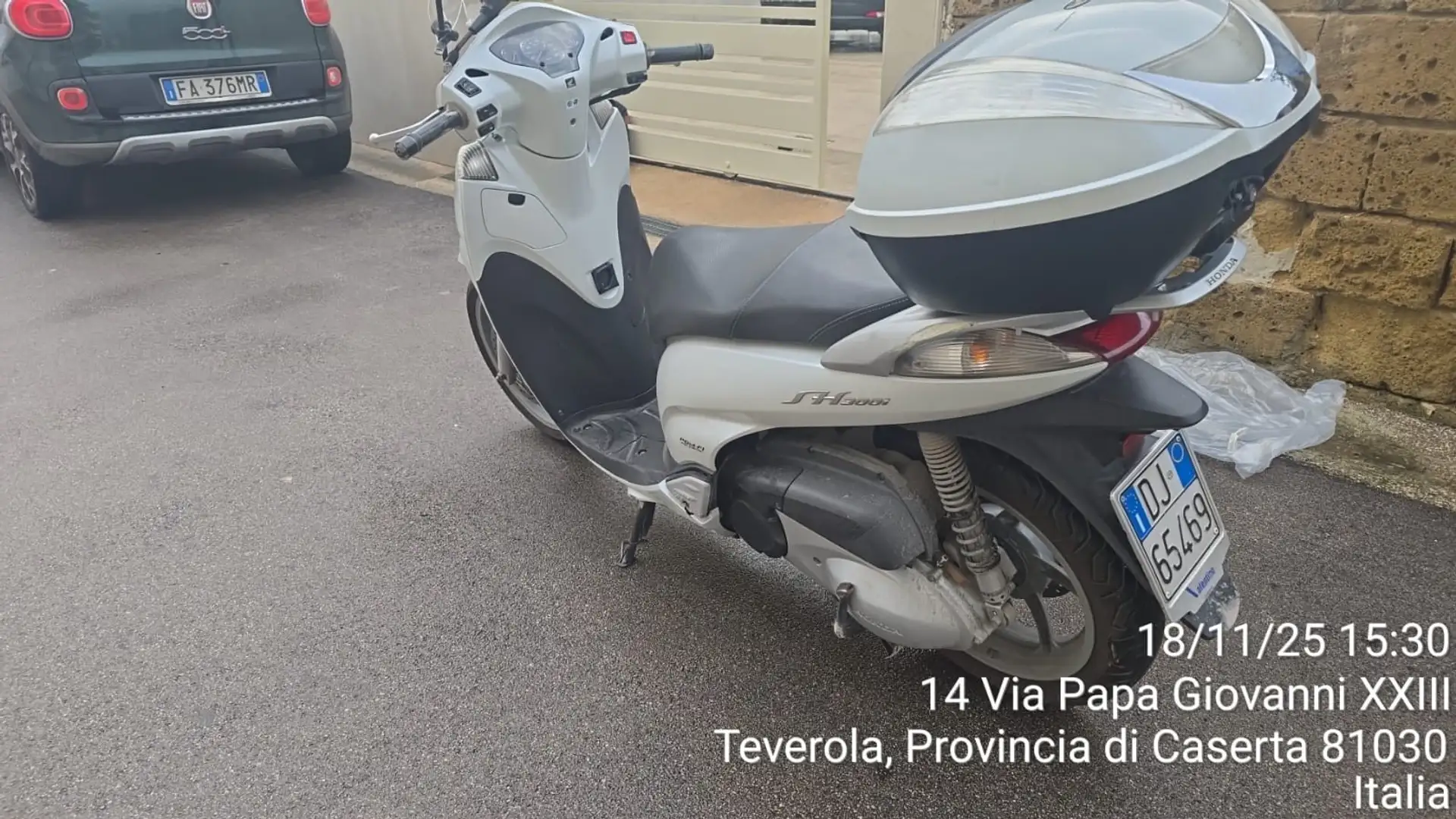 Honda SH 300 Blanco - 2