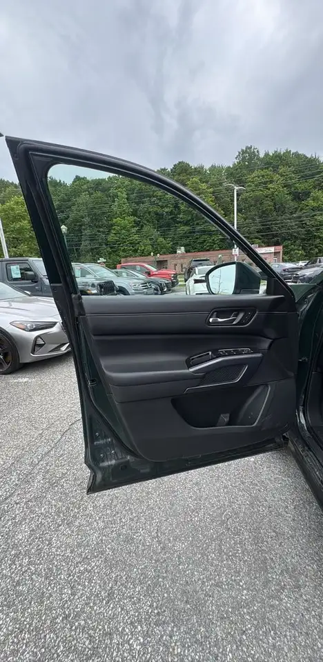 Nissan Pathfinder photo Nissan Pathfinder