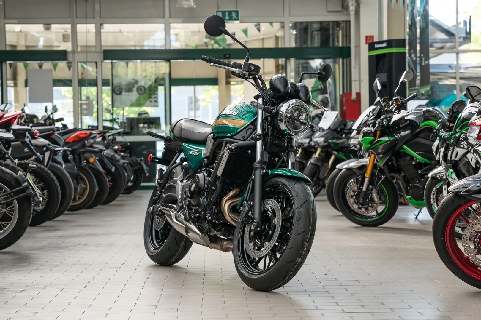 Kawasaki Z 650 RS Modell 2026, 4 JAHREN WERKSGARANTIE Verde - 2