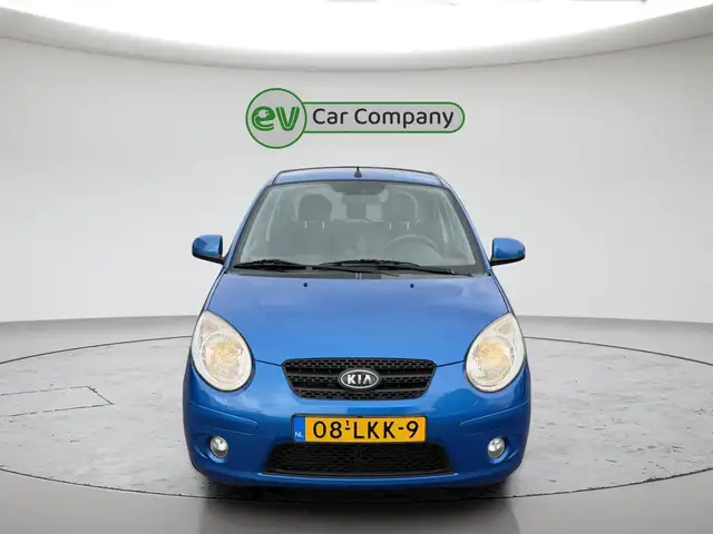 Kia Picanto view 8