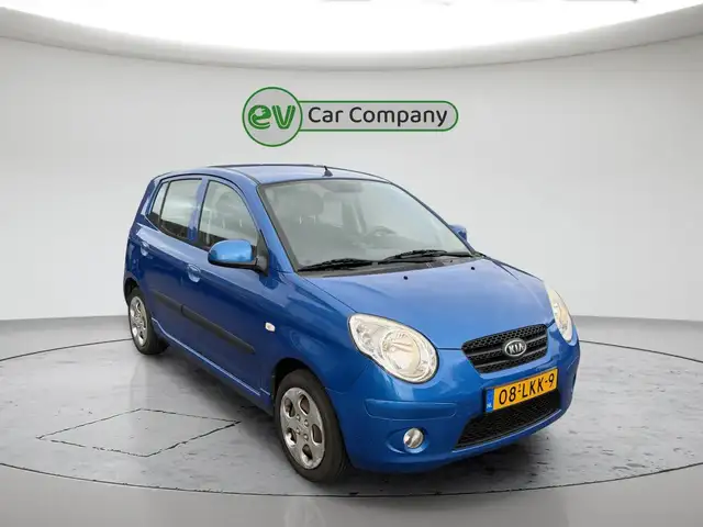 Kia Picanto view 2