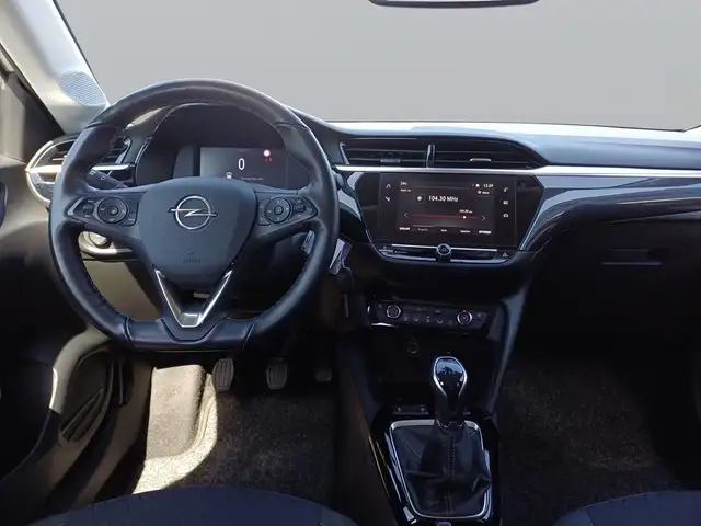 Opel Corsa view 10