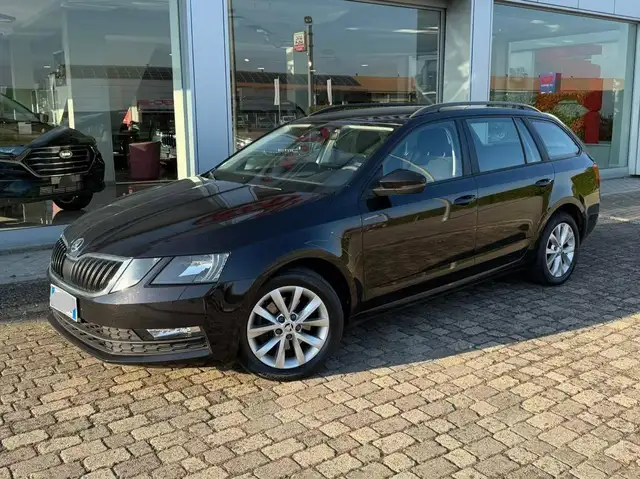 Skoda Octavia Octavia III 2017 Wagon Wagon 1.5 g-tec Ambition 130cv dsg