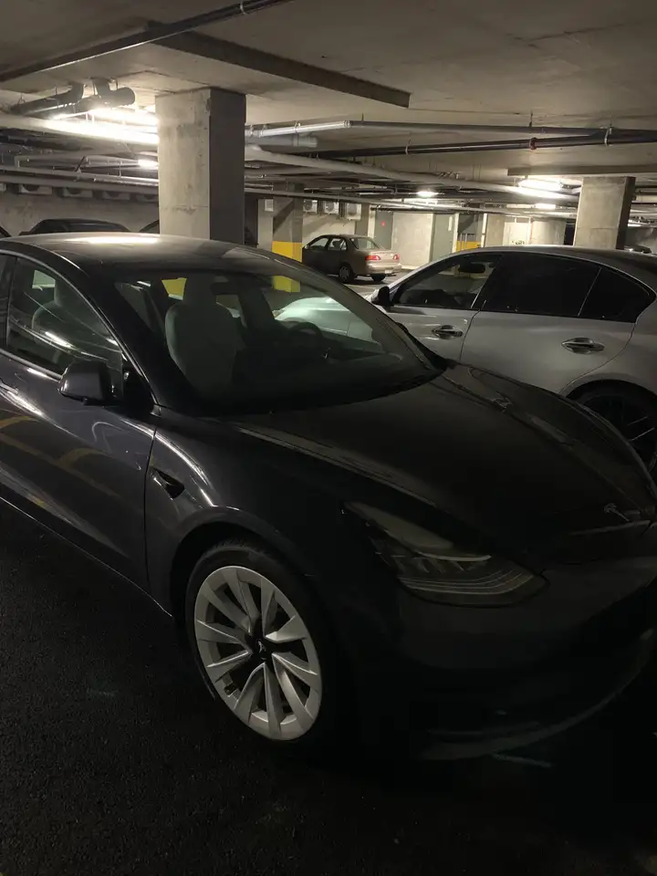 Tesla Model 3 fotografie Tesla Model 3