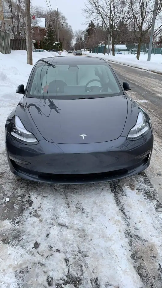 Tesla Model 3 fotografie Tesla Model 3