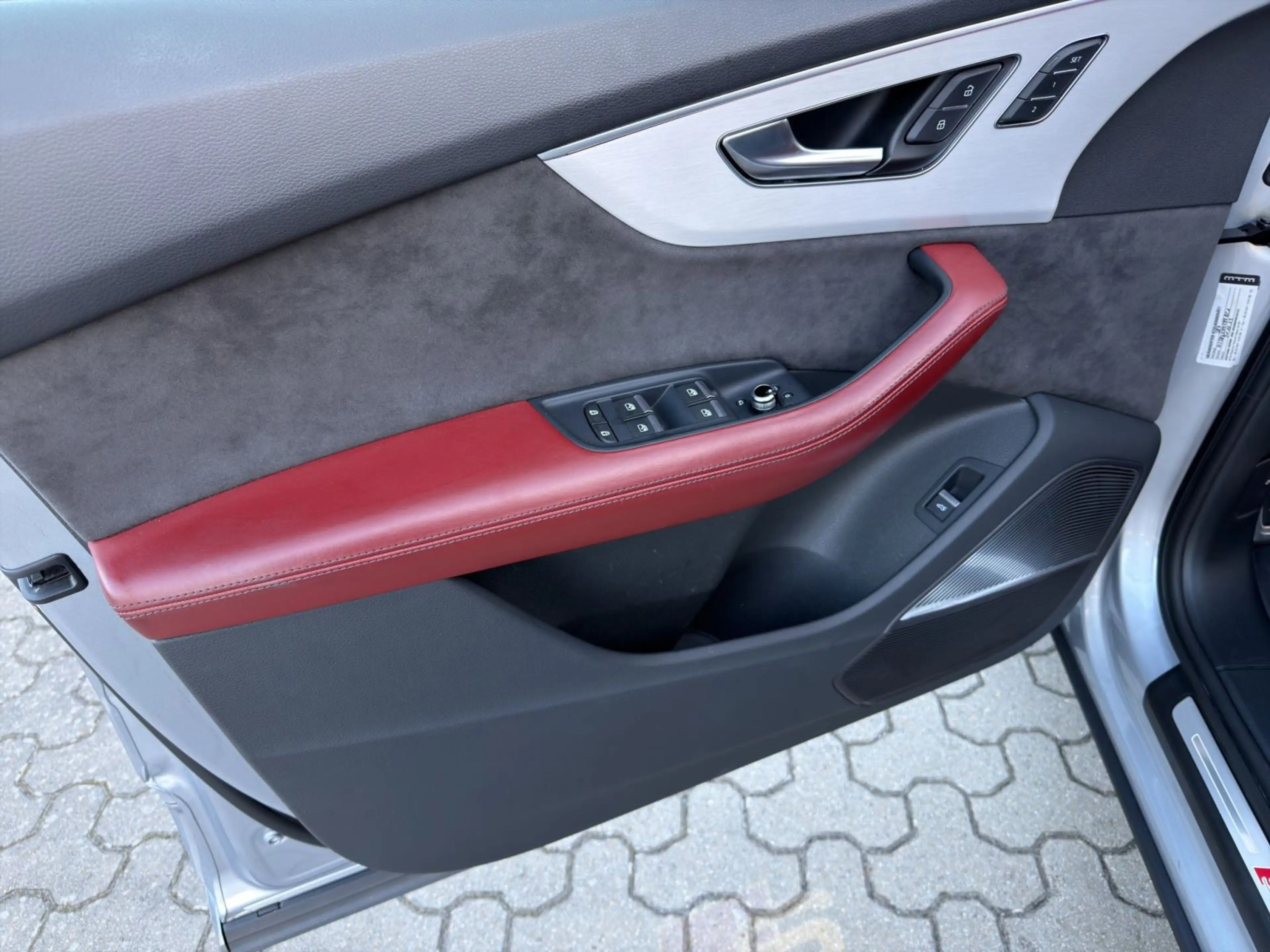 Audi SQ7 4.0 TFSI quattro tiptronic MTM 787 PS B&O/Pa — photo 15