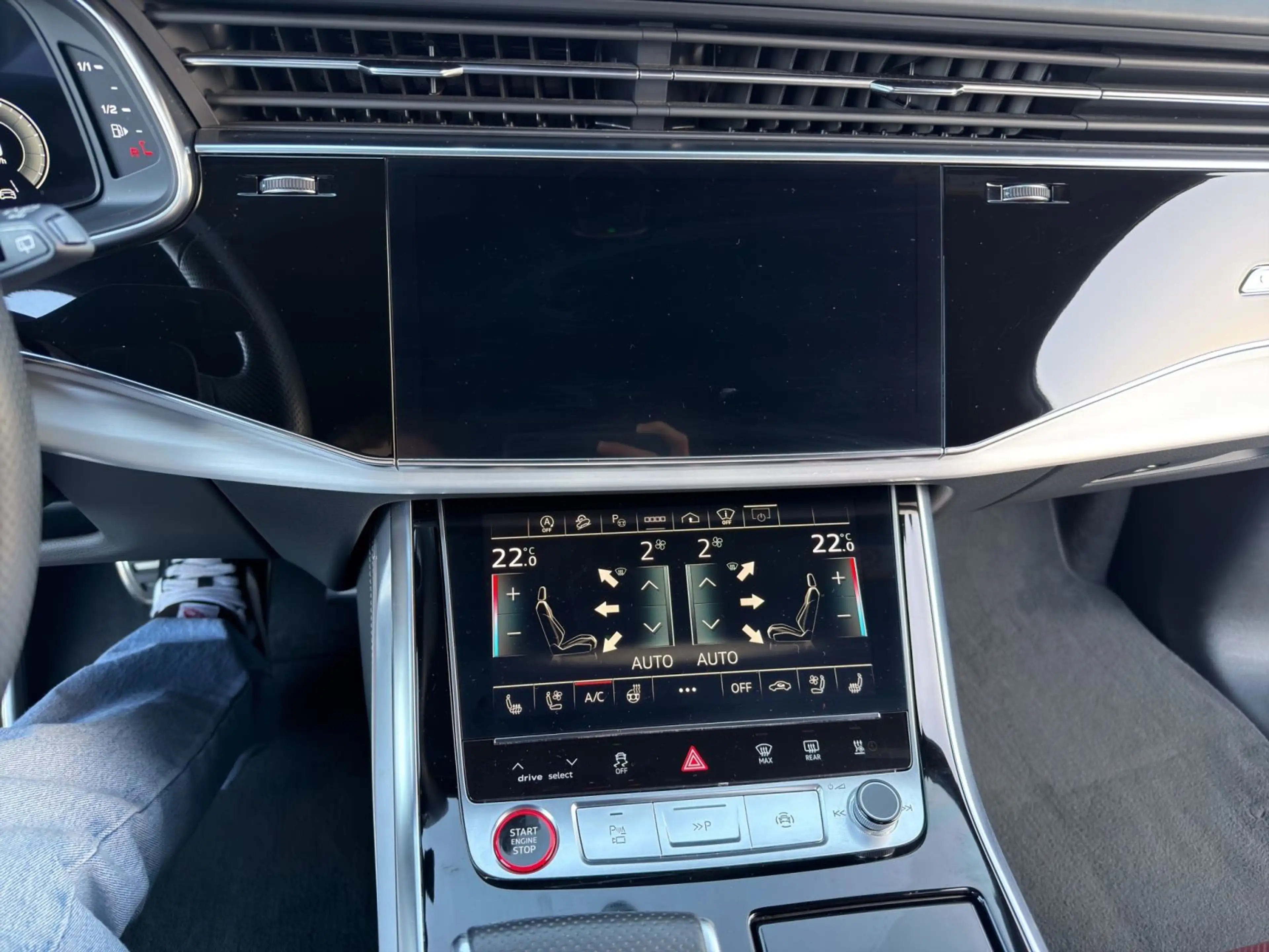 Audi SQ7 4.0 TFSI quattro tiptronic MTM 787 PS B&O/Pa — photo 13