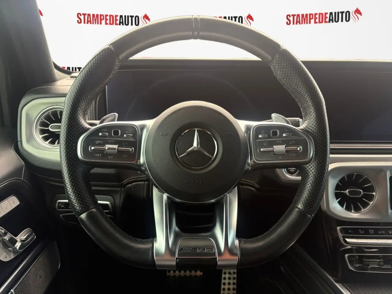Mercedes-Benz G-Class снимка Mercedes-Benz G-Class