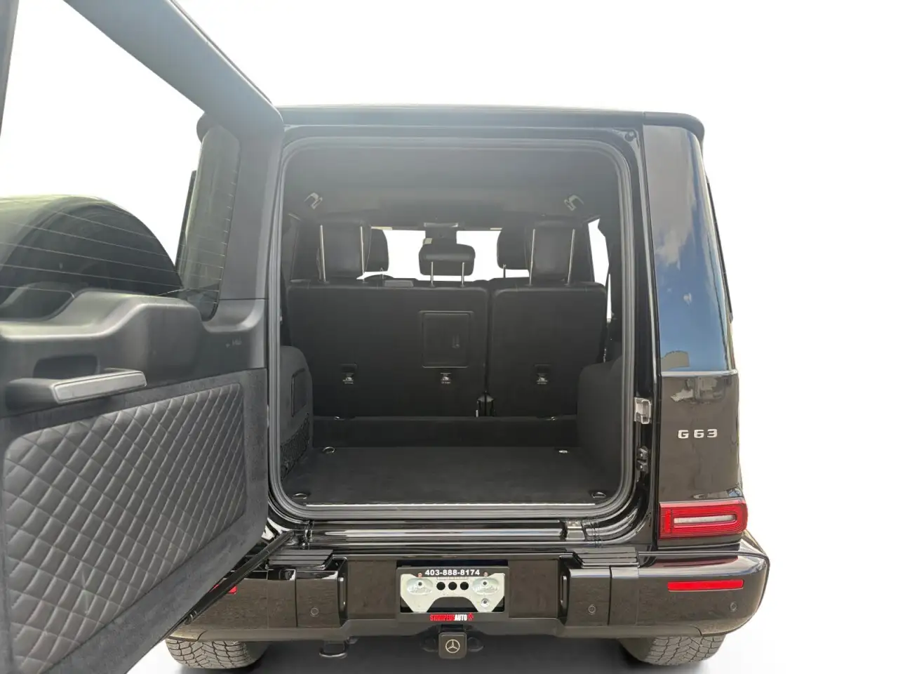 Mercedes-Benz G-Class снимка Mercedes-Benz G-Class