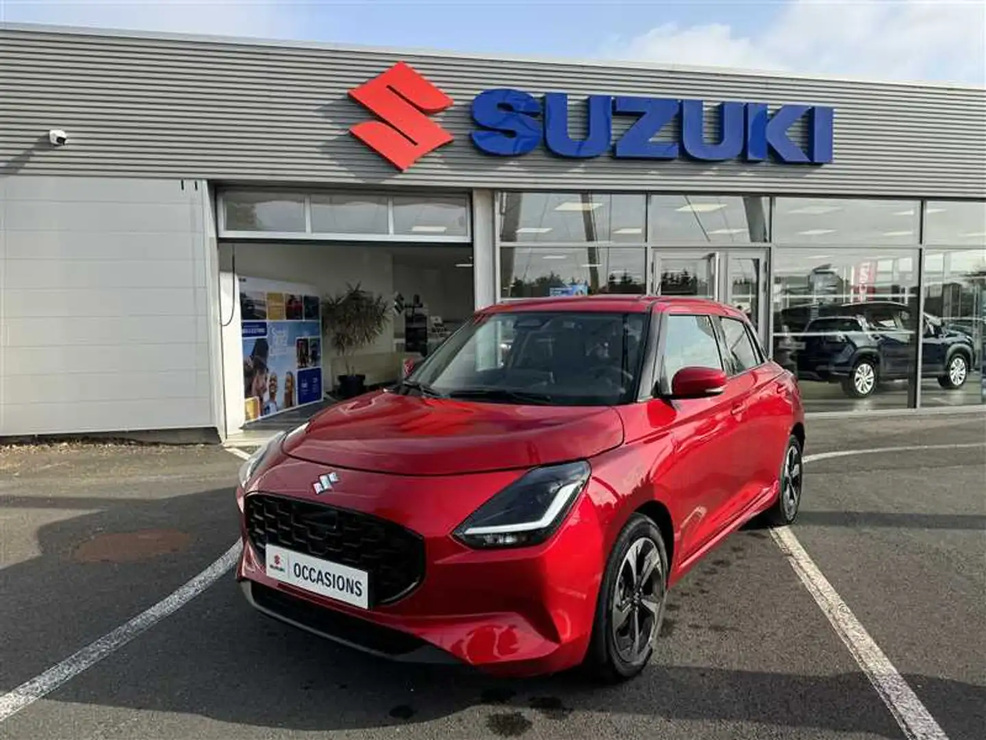 Suzuki Swift 1.2L Hybrid pack auto Rouge - 2