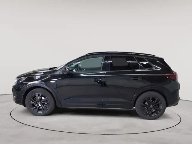 Opel Grandland view 6