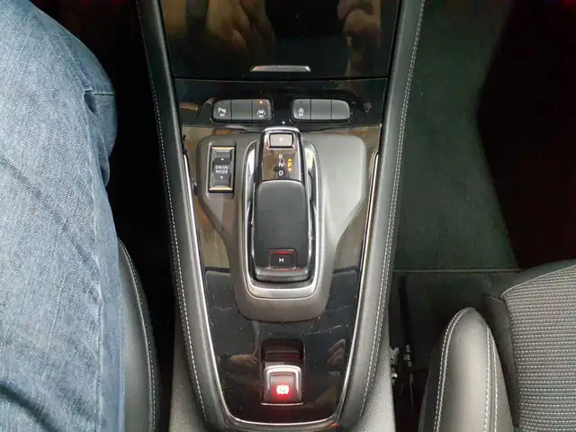 Opel Grandland view 10