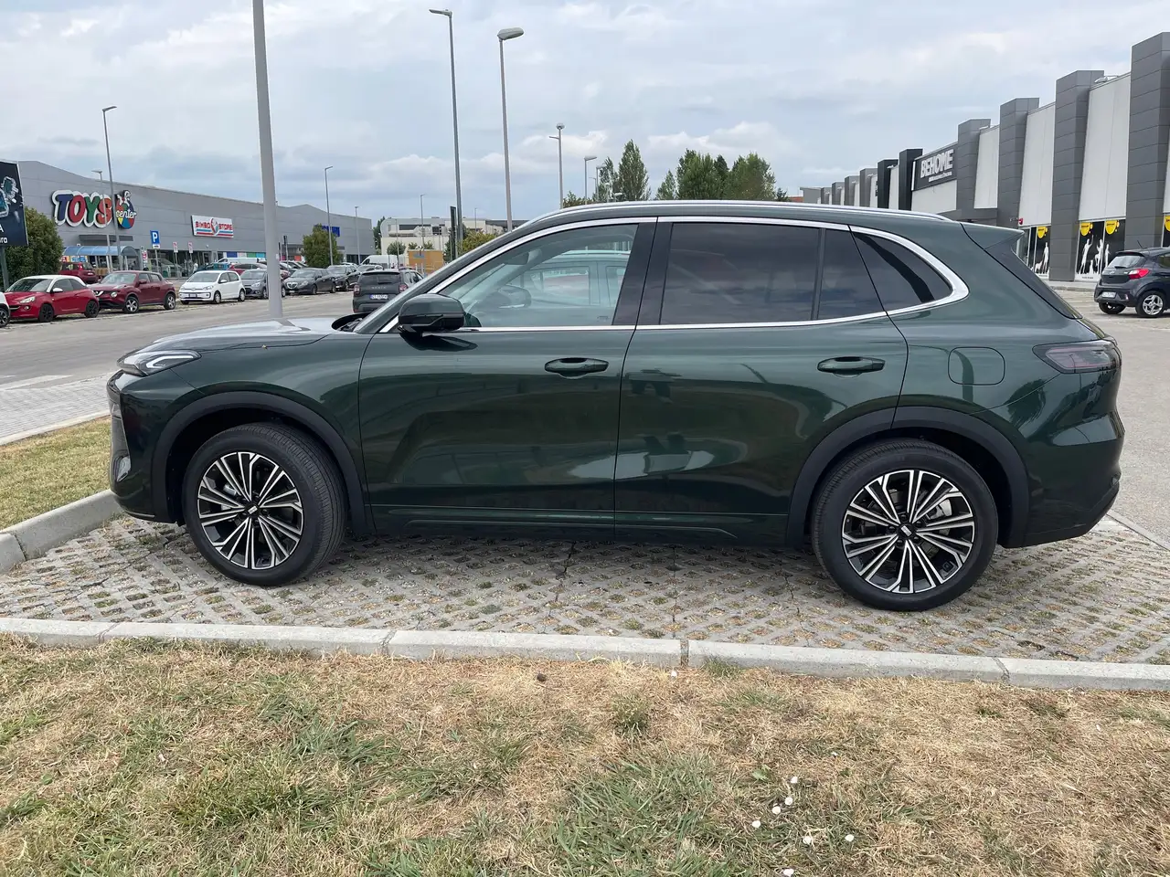 Geely Starray EM-i 2026