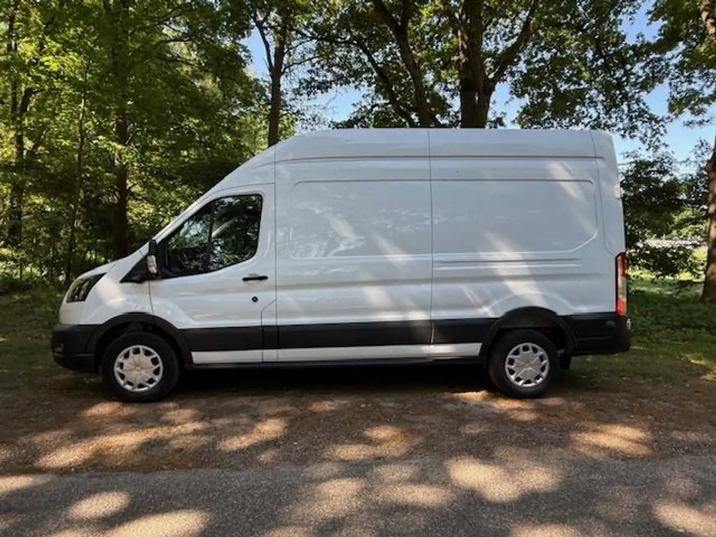 Ford Transit 350 2.0 TDCI L3H3 Trend RWD Fabrieksgarantie tot 1 Wit - 2