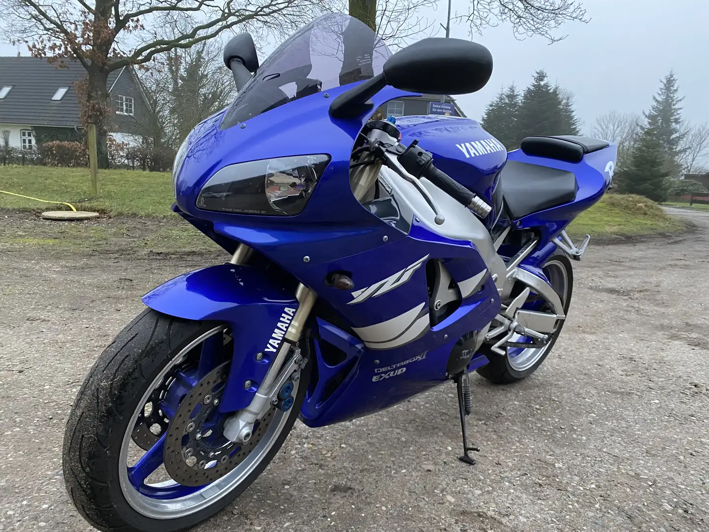 Yamaha YZF-R1 Albastru - 2
