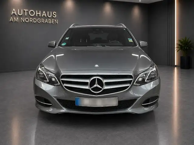 Mercedes-Benz E 250 E250 CGI ,Fernlichtassistent, Sport-Paket Exter