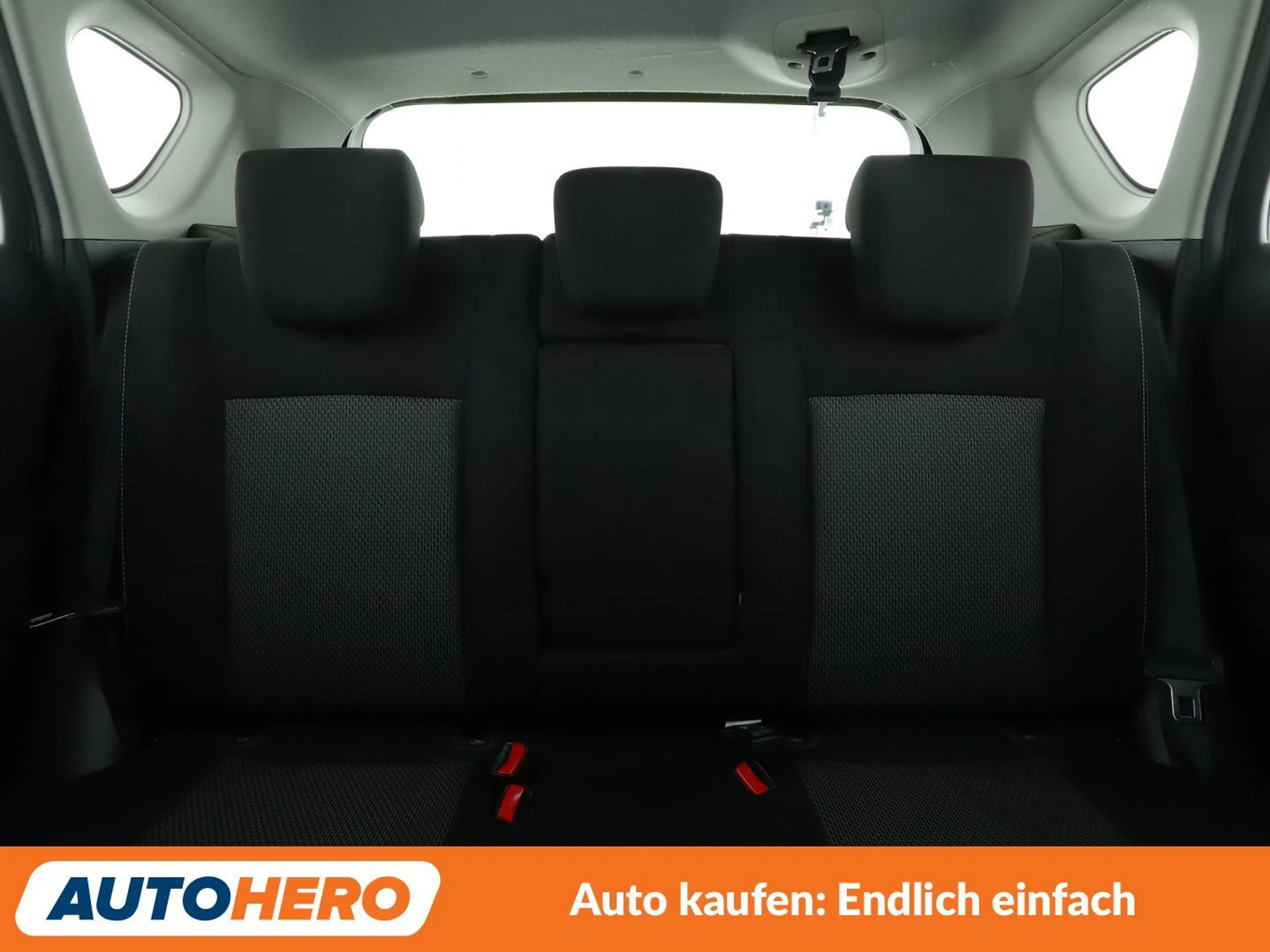 Suzuki SX4 1.6 Comfort 4x4*TEMPO*PDC*SHZ*ALU*AHK*KLIMA* — photo 14