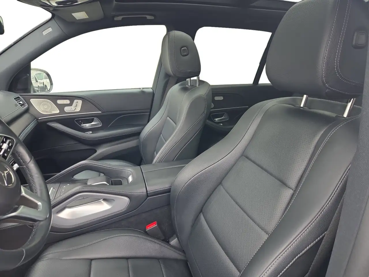 Mercedes-Benz GLE снимка Mercedes-Benz GLE
