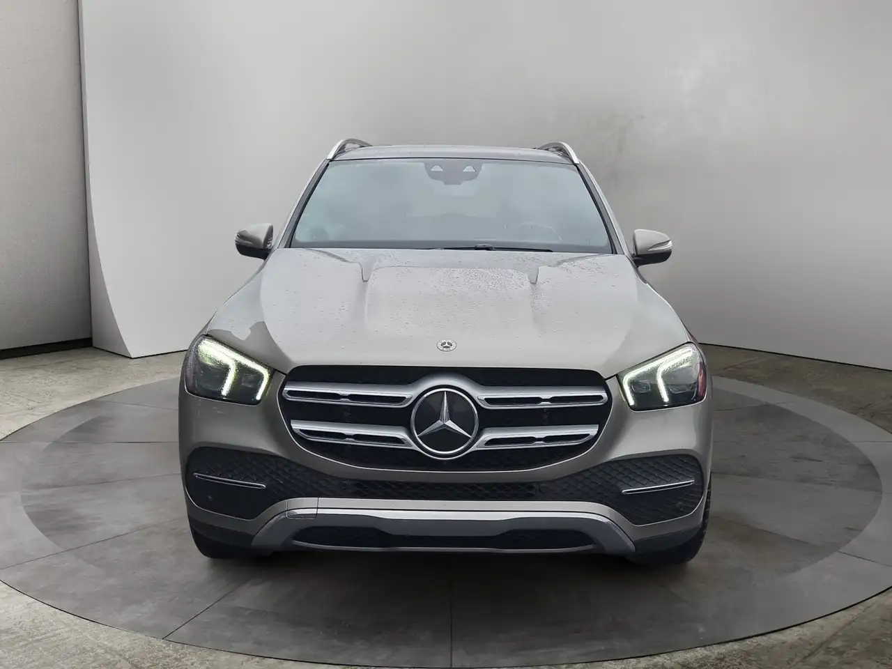 Mercedes-Benz GLE снимка Mercedes-Benz GLE
