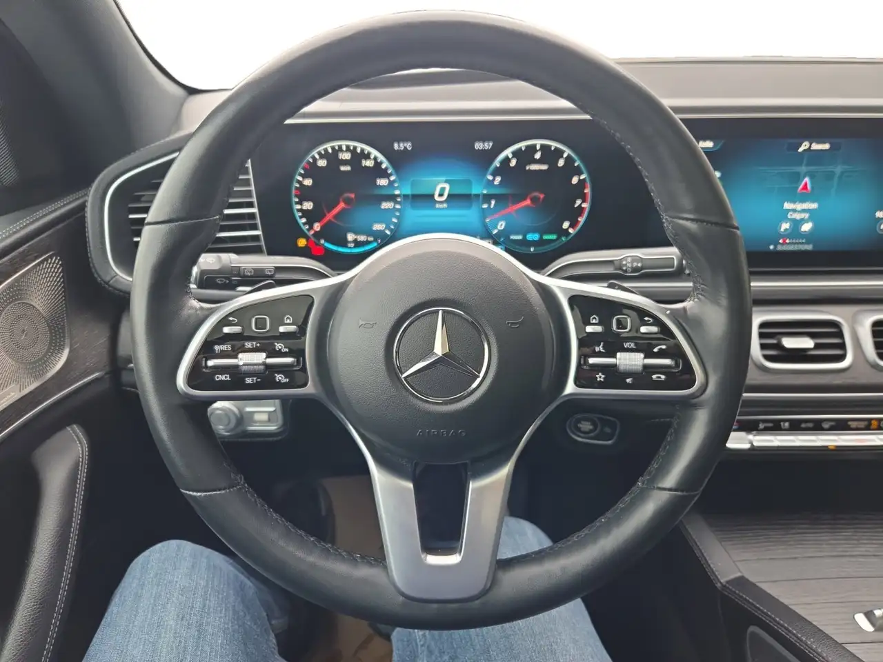 Mercedes-Benz GLE снимка Mercedes-Benz GLE