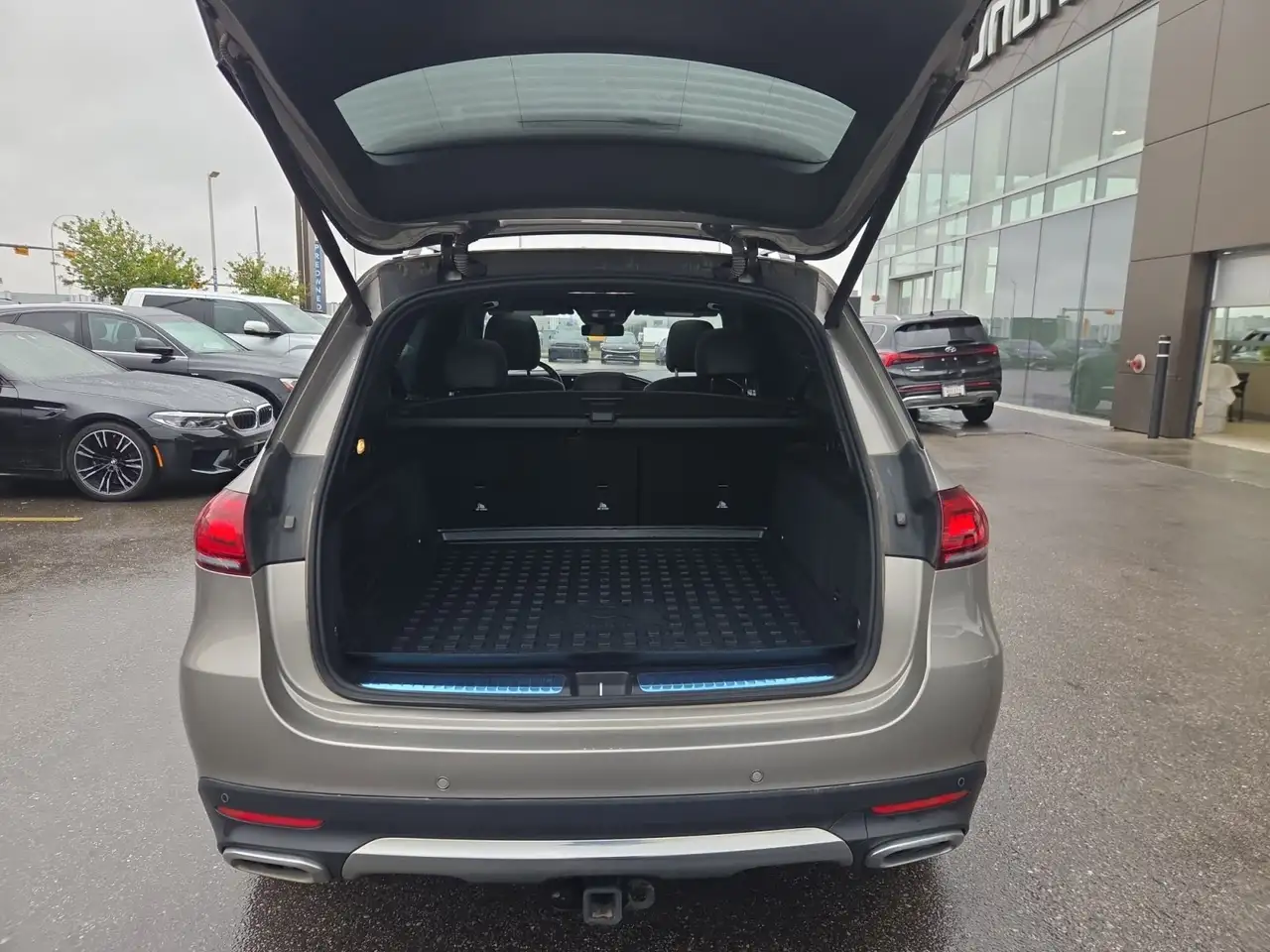 Mercedes-Benz GLE снимка Mercedes-Benz GLE