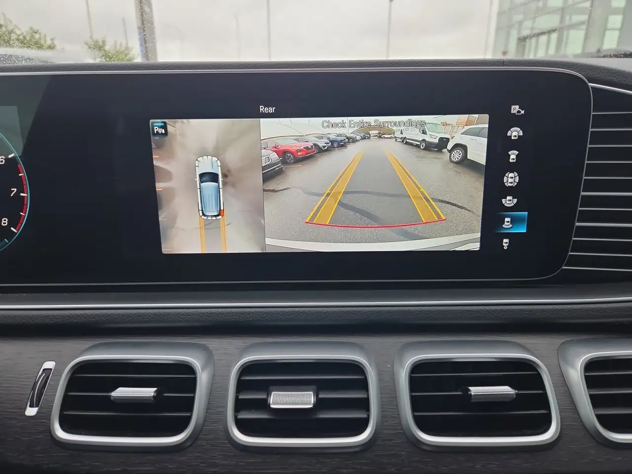 Mercedes-Benz GLE снимка Mercedes-Benz GLE