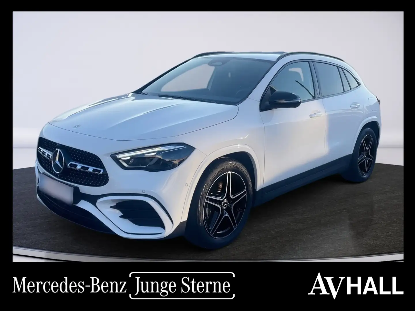 Mercedes-Benz GLA 200 d 4MATIC AMG Line AHK AUT DynLicht Kam. Weiß - 1