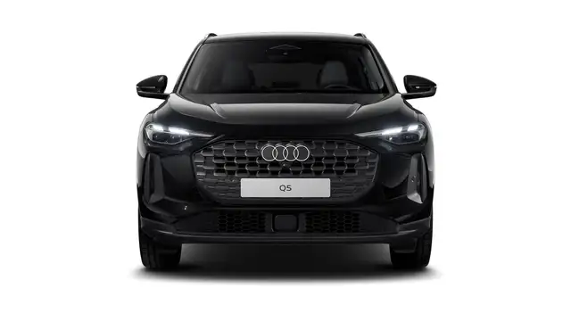 Audi Q5 view 5